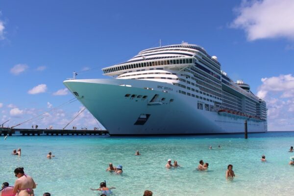 MSC Divina ****