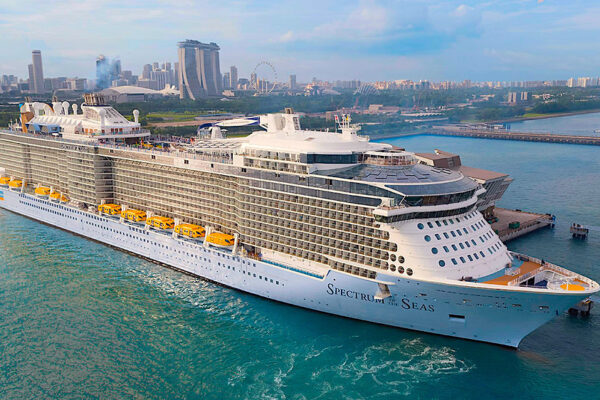Spectrum of the Seas ****